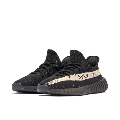 YEEZY 350 V2 ‘OREO’